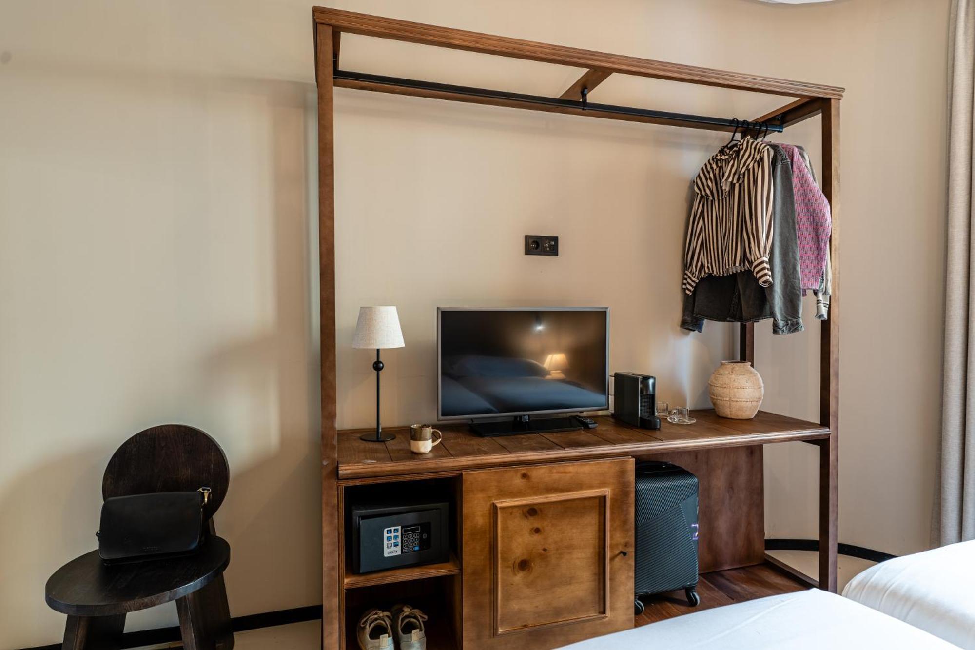 Superior Deluxe Double or Twin Room